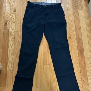 Vineyard Vines Dark Blue Chinos for Men 30 x 34